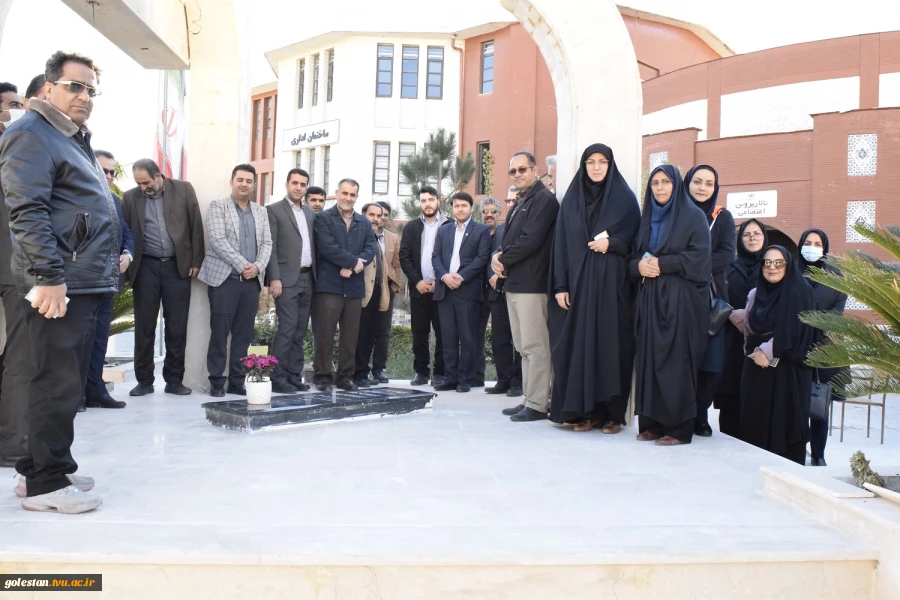 زیارت پرفیض عاشورا در کنار مزار مطهر شهید گمنام برگزار شد 7