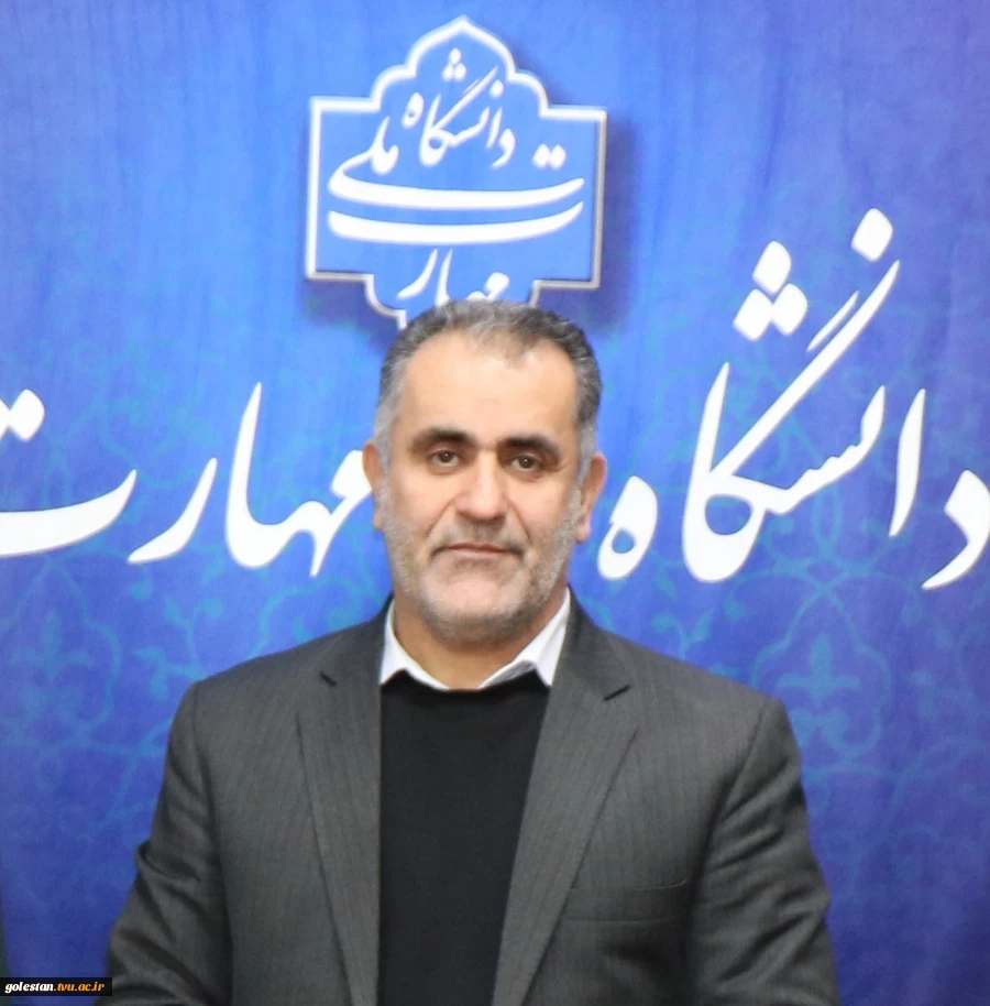 معرفی معاون آموزش، پژوهش و فناوری 2